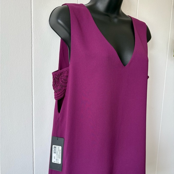 NWT Marciano Lace Cutout Sleeveless Top | Size Small - Picture 3 of 6